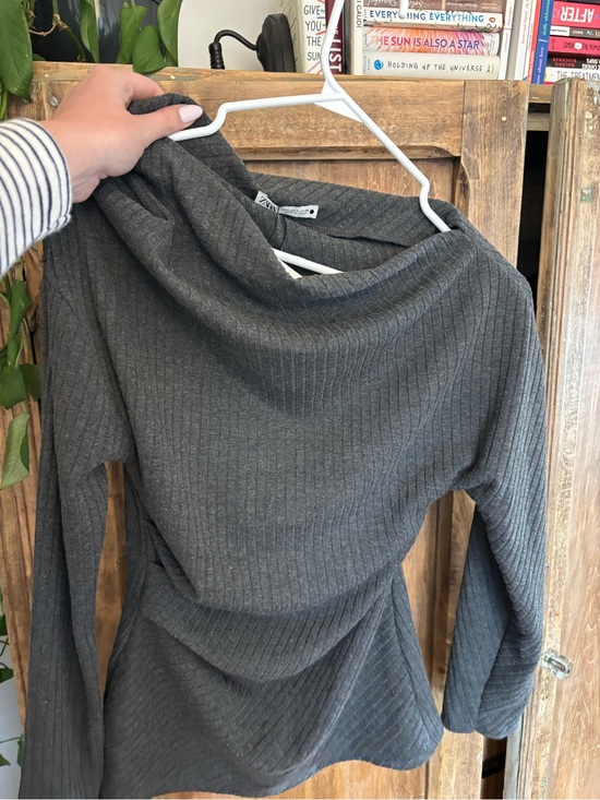 Zara Sweaters - Zara Charcoal Gray Ribbed Cowl Neck Sweater